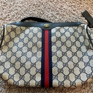 VINTAGE GUCCI PURSE CROSS BODY BAG